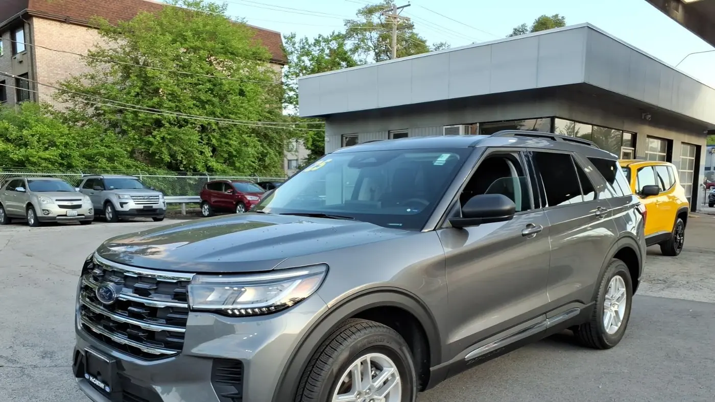 2025 Ford Explorer Active