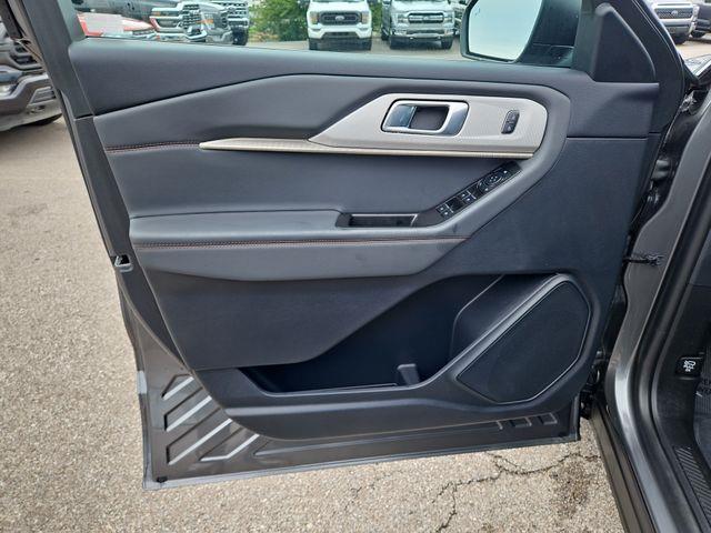 2026 Ford Explorer - $39,835