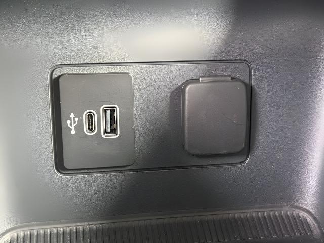 2026 Ford Explorer - $41,995