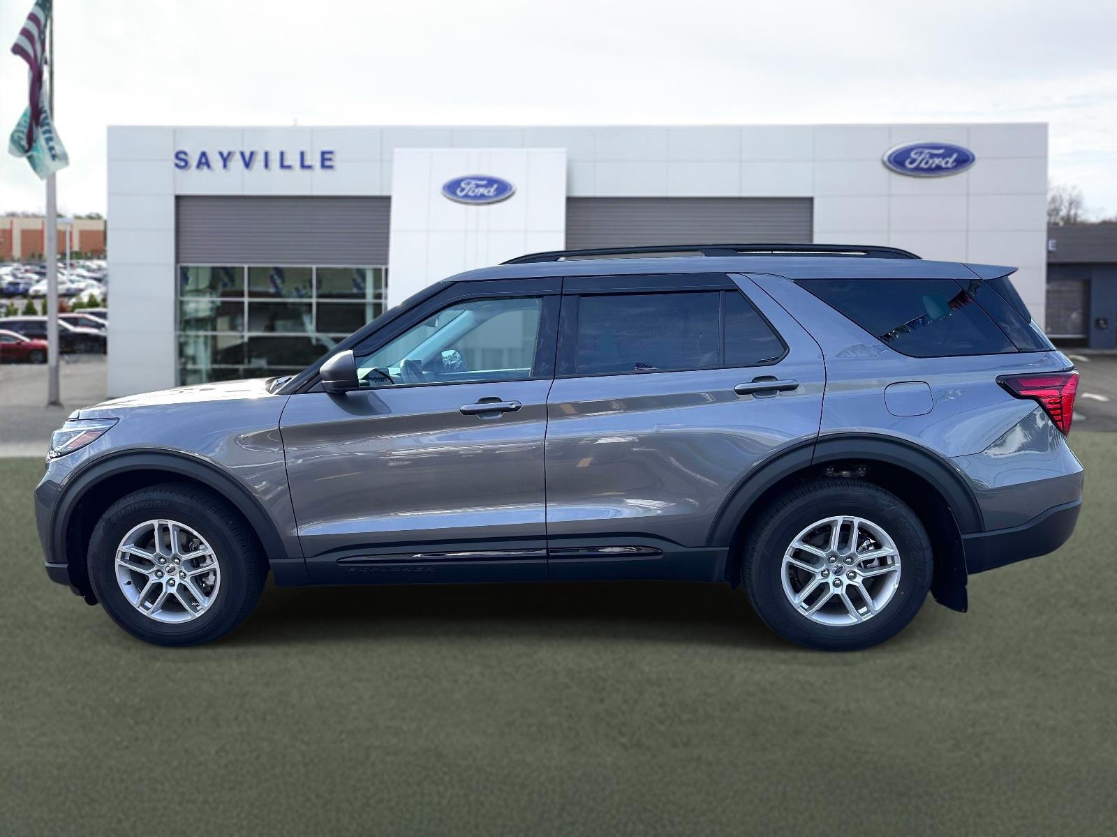 2026 Ford Explorer - $39,489