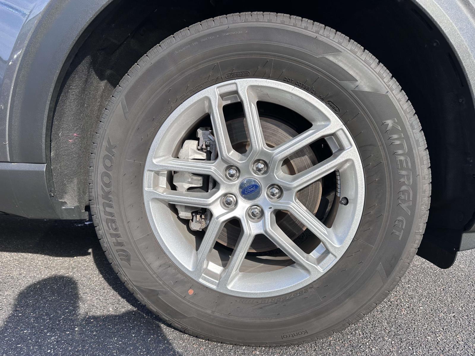 2026 Ford Explorer - $39,489