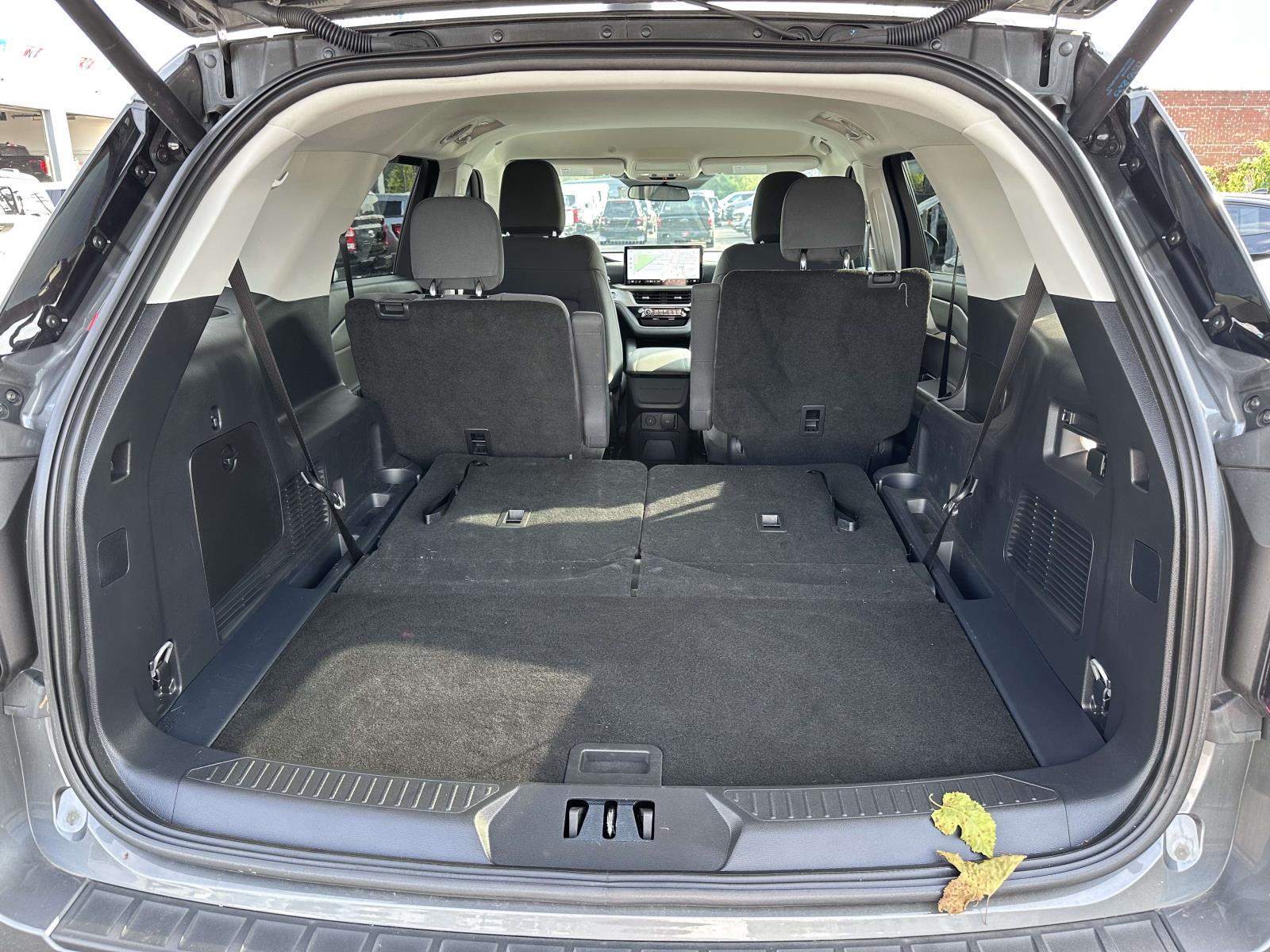 2026 Ford Explorer - $39,489