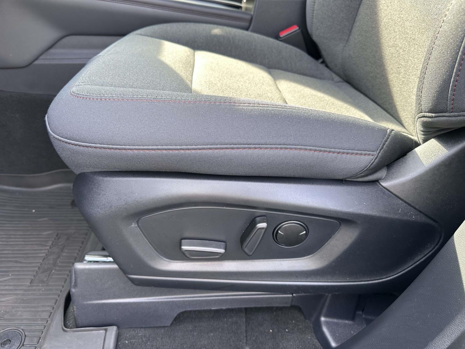 2026 Ford Explorer - $39,489