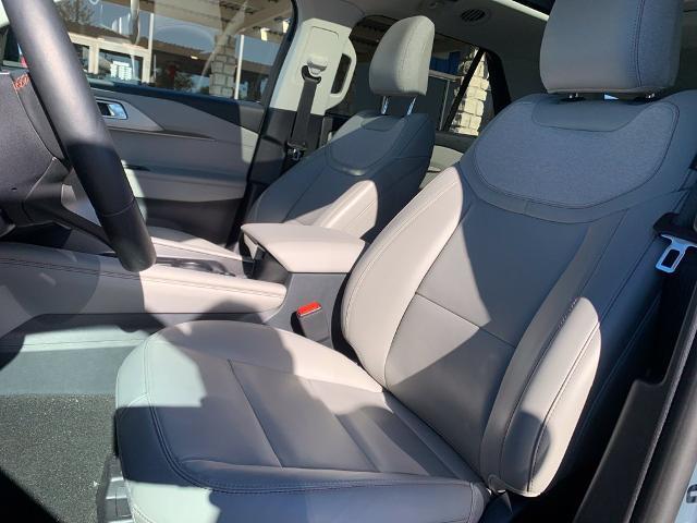 2026 Ford Explorer - $41,987