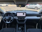 2025 Explorer Thumbnail 10