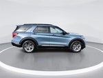 2025 Explorer Thumbnail 9
