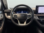 2025 Explorer Thumbnail 12