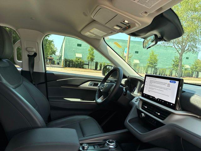 2026 Ford Explorer - $41,992
