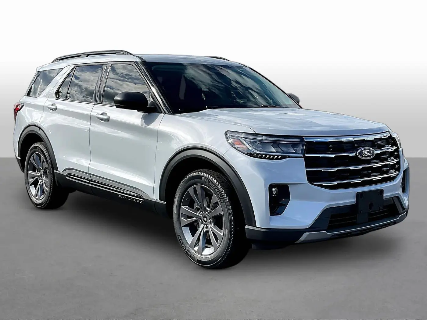 2026 Ford Explorer - $43,977
