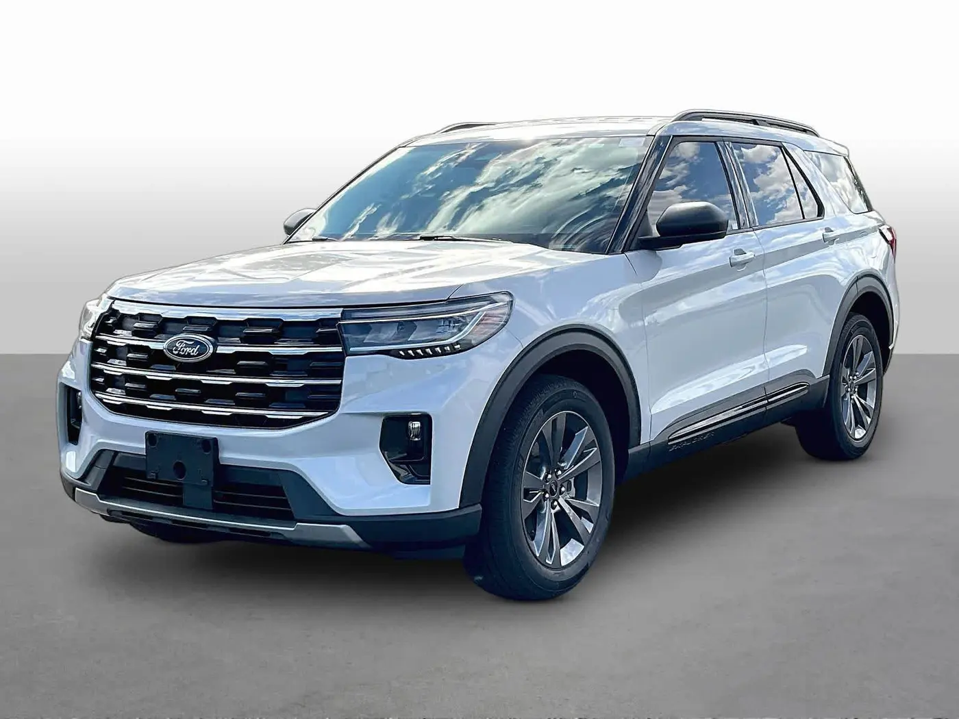2026 Ford Explorer - $43,977