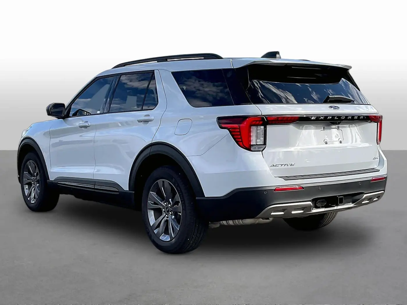 2026 Ford Explorer - $43,977