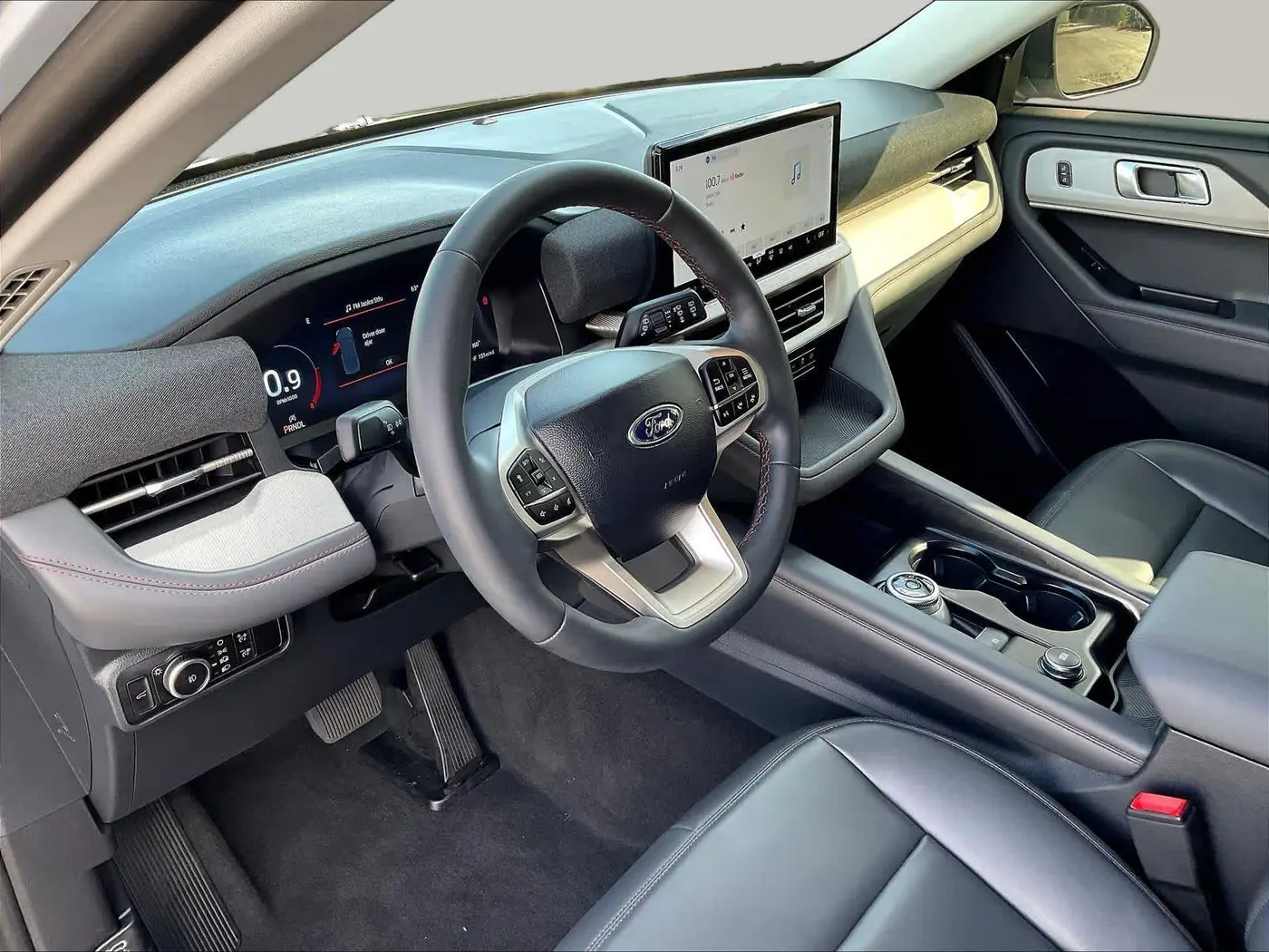 2026 Ford Explorer - $43,977