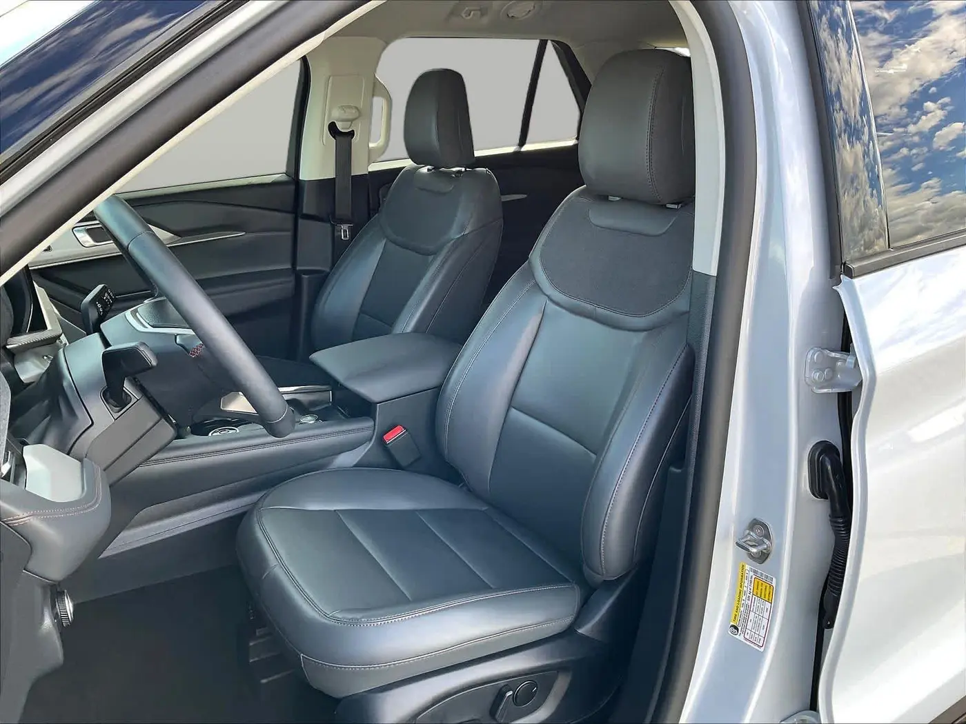 2026 Ford Explorer - $43,977