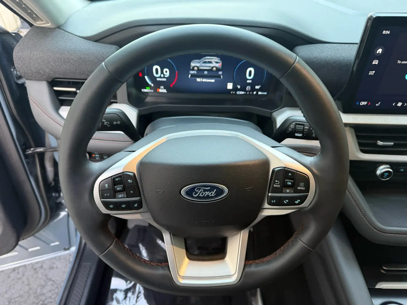 2025 Ford Explorer - $35,900