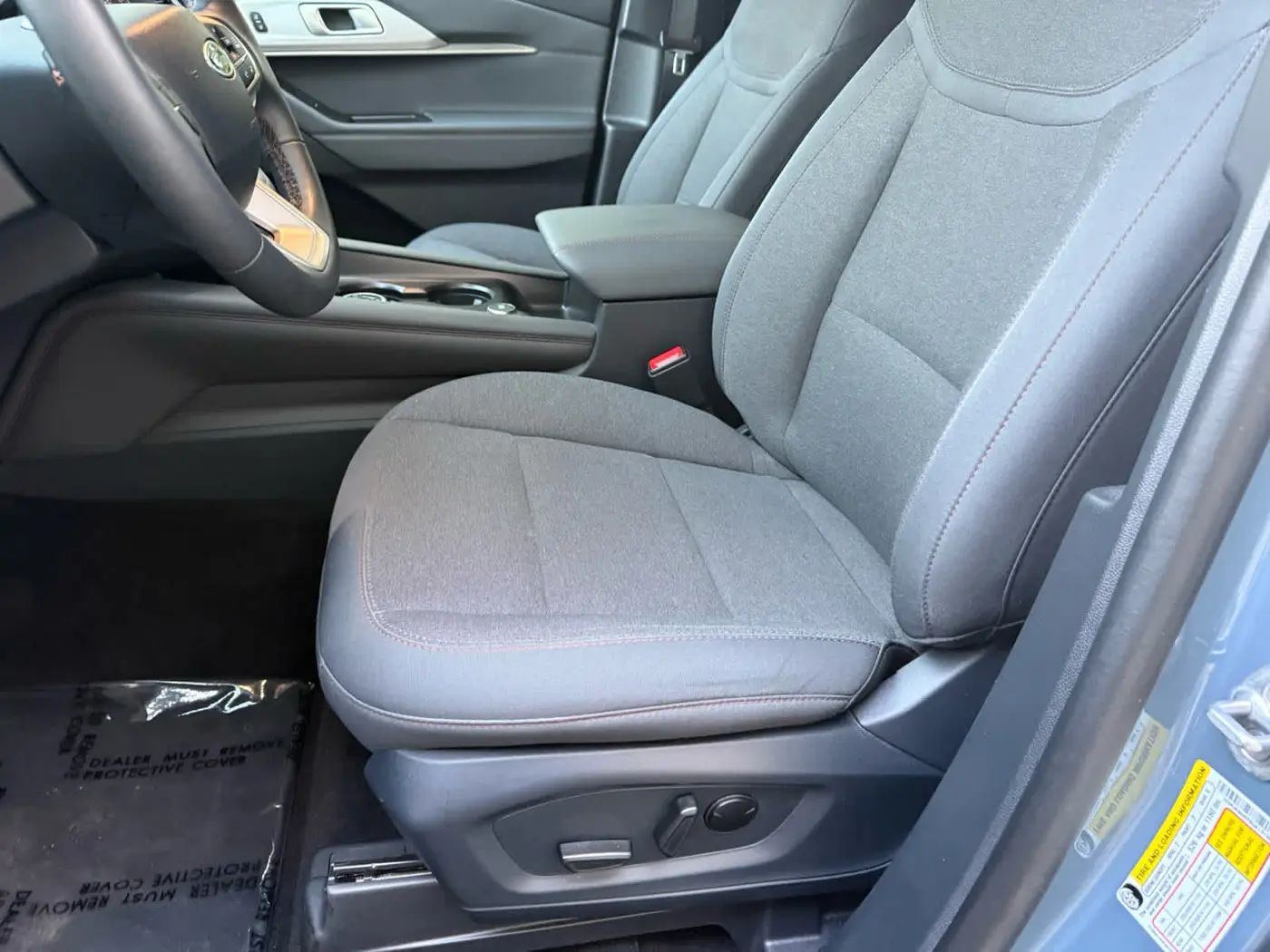2025 Ford Explorer - $35,900