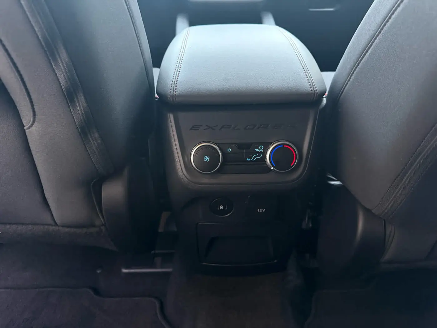 2025 Ford Explorer - $35,900