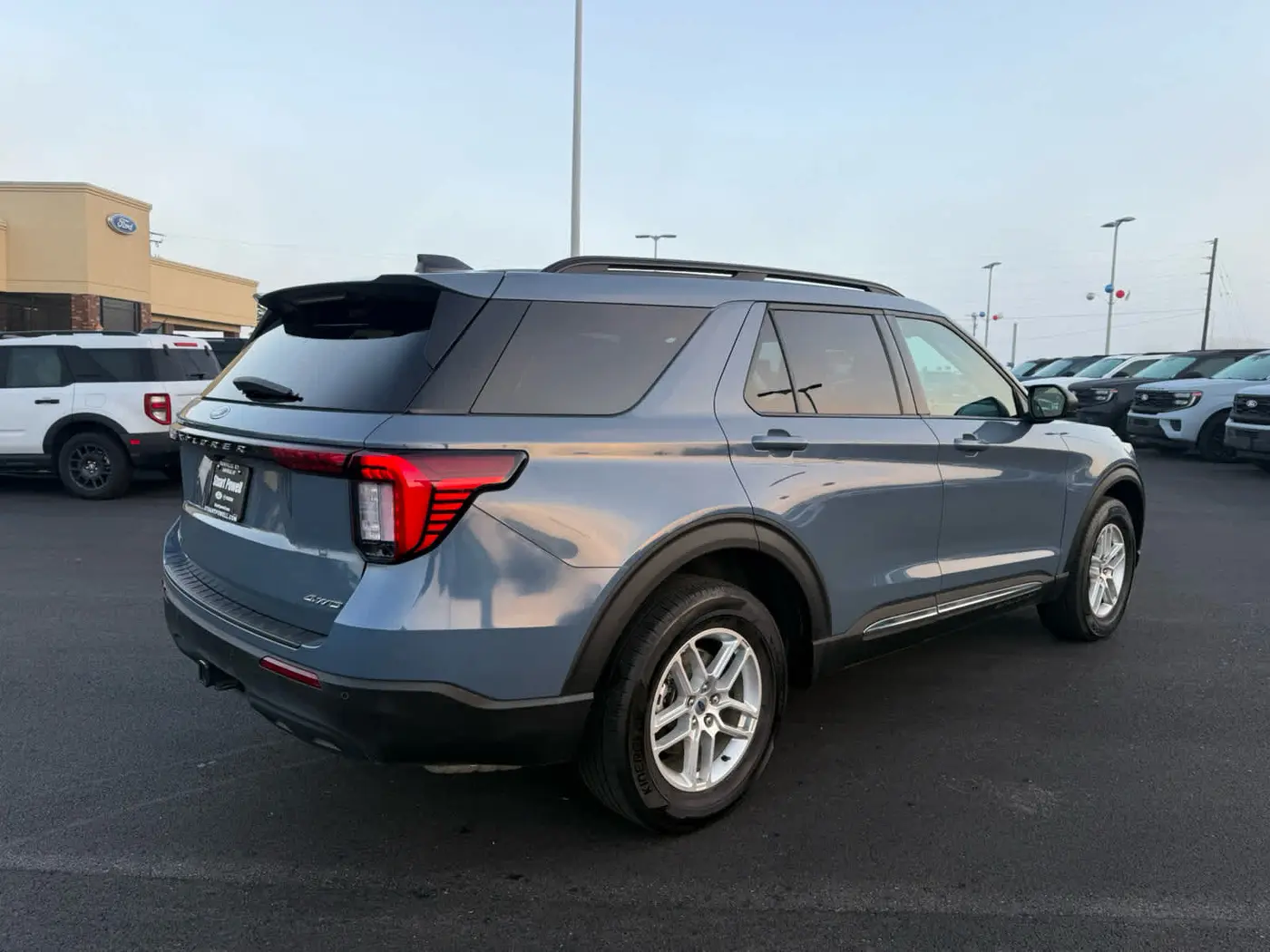 2025 Ford Explorer - $35,900