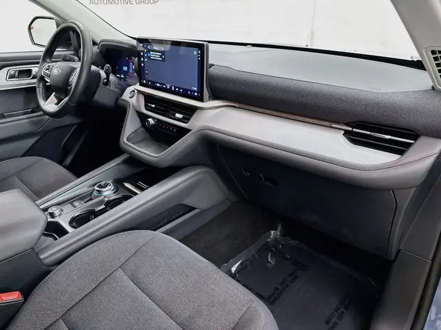 2025 Ford Explorer - $31,612