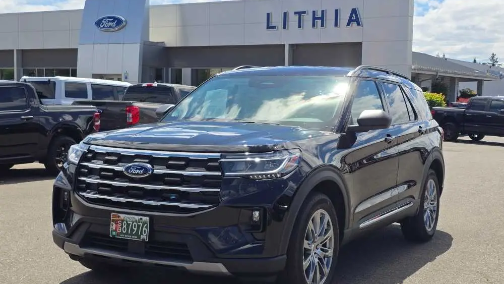 2025 Ford Explorer Active
