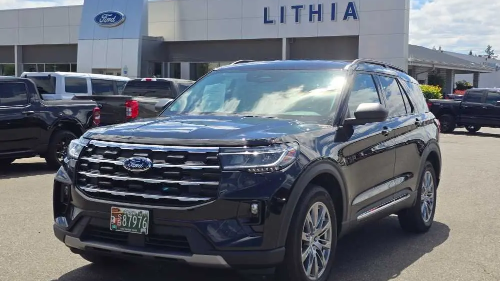 2025 Ford Explorer Active