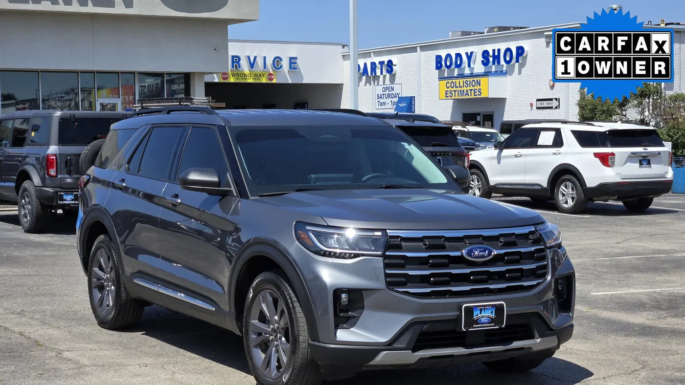 2025 Ford Explorer Active