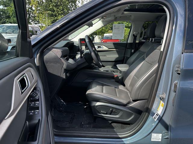 2025 Ford Explorer - $35,400