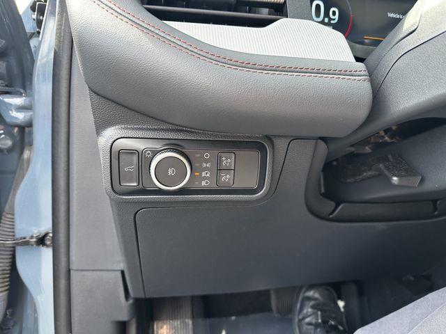 2025 Ford Explorer - $35,400