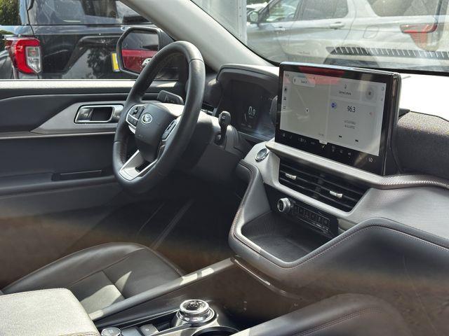 2025 Ford Explorer - $35,400