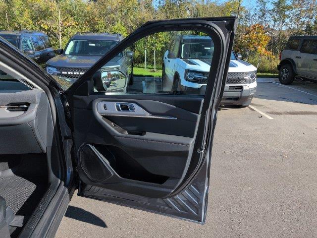 2025 Ford Explorer - $36,804