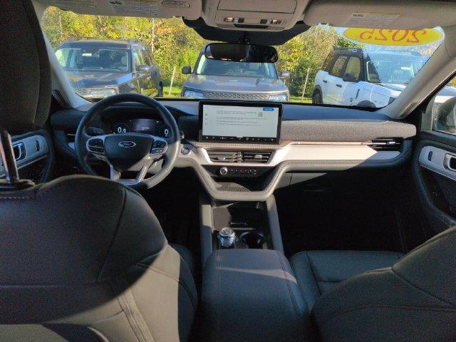 2025 Ford Explorer - $36,804