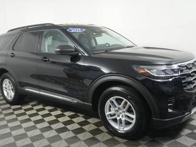 2025 Ford Explorer AWD Active 4DR SUV