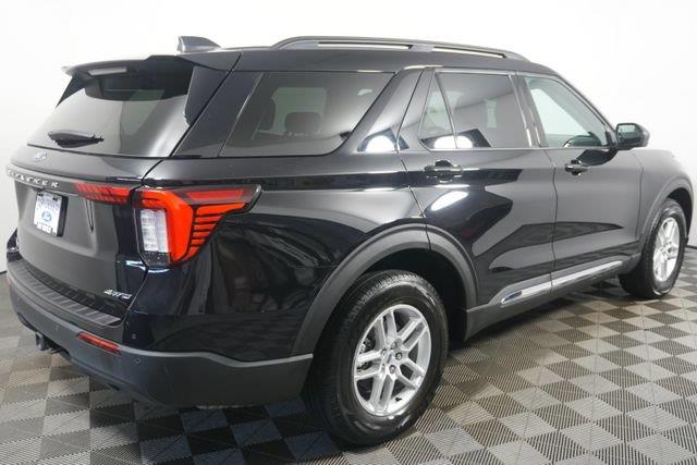 2025 Ford Explorer - $29,900