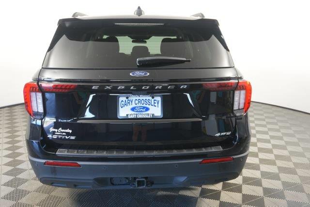 2025 Ford Explorer - $29,900