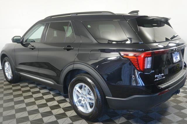 2025 Ford Explorer - $29,900