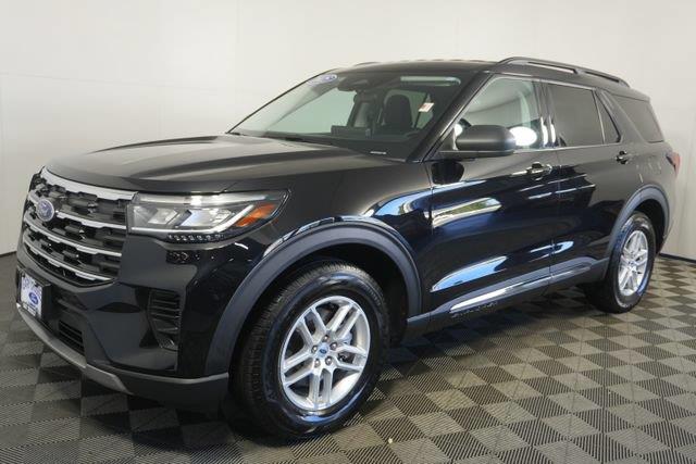 2025 Ford Explorer - $29,900
