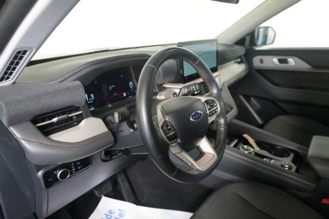 2025 Ford Explorer - $29,900