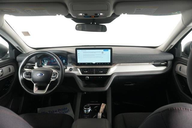 2025 Ford Explorer - $29,900