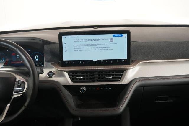 2025 Ford Explorer - $29,900