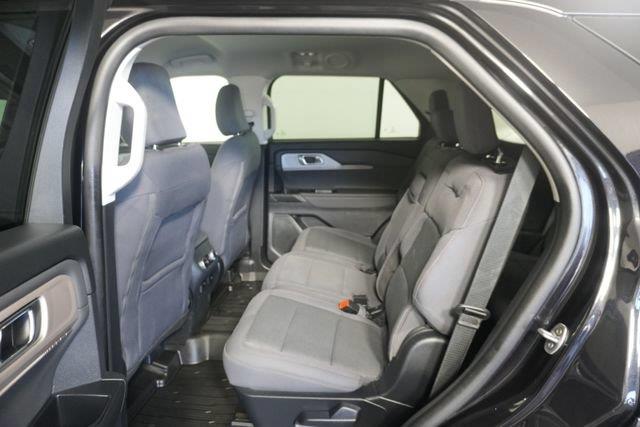 2025 Ford Explorer - $29,900