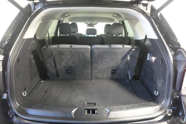 2025 Ford Explorer - $29,900