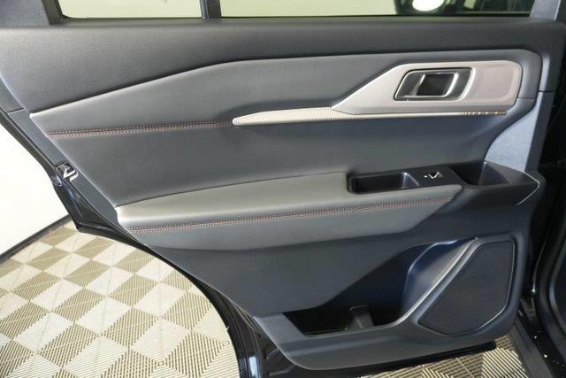 2025 Ford Explorer - $29,900