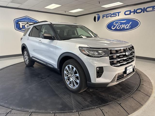 2025 Ford Explorer - $38,300