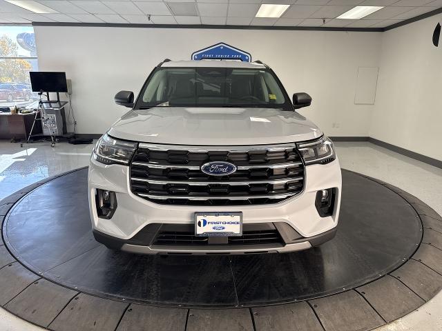 2025 Ford Explorer - $38,300
