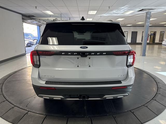2025 Ford Explorer - $38,300