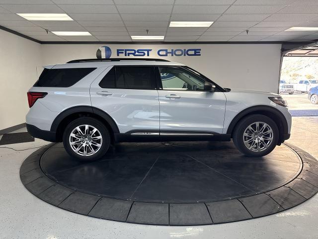 2025 Ford Explorer - $38,300