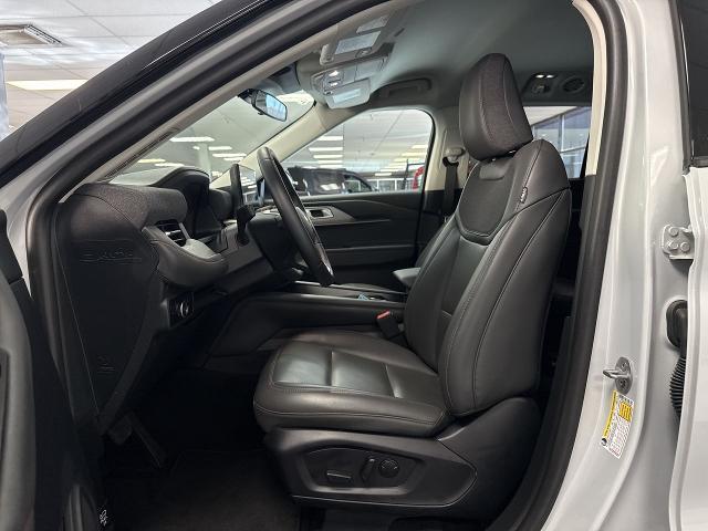 2025 Ford Explorer - $38,300