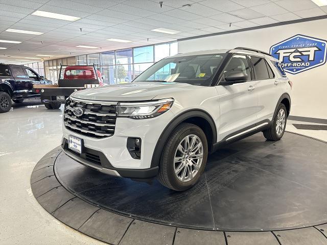 2025 Ford Explorer - $38,300