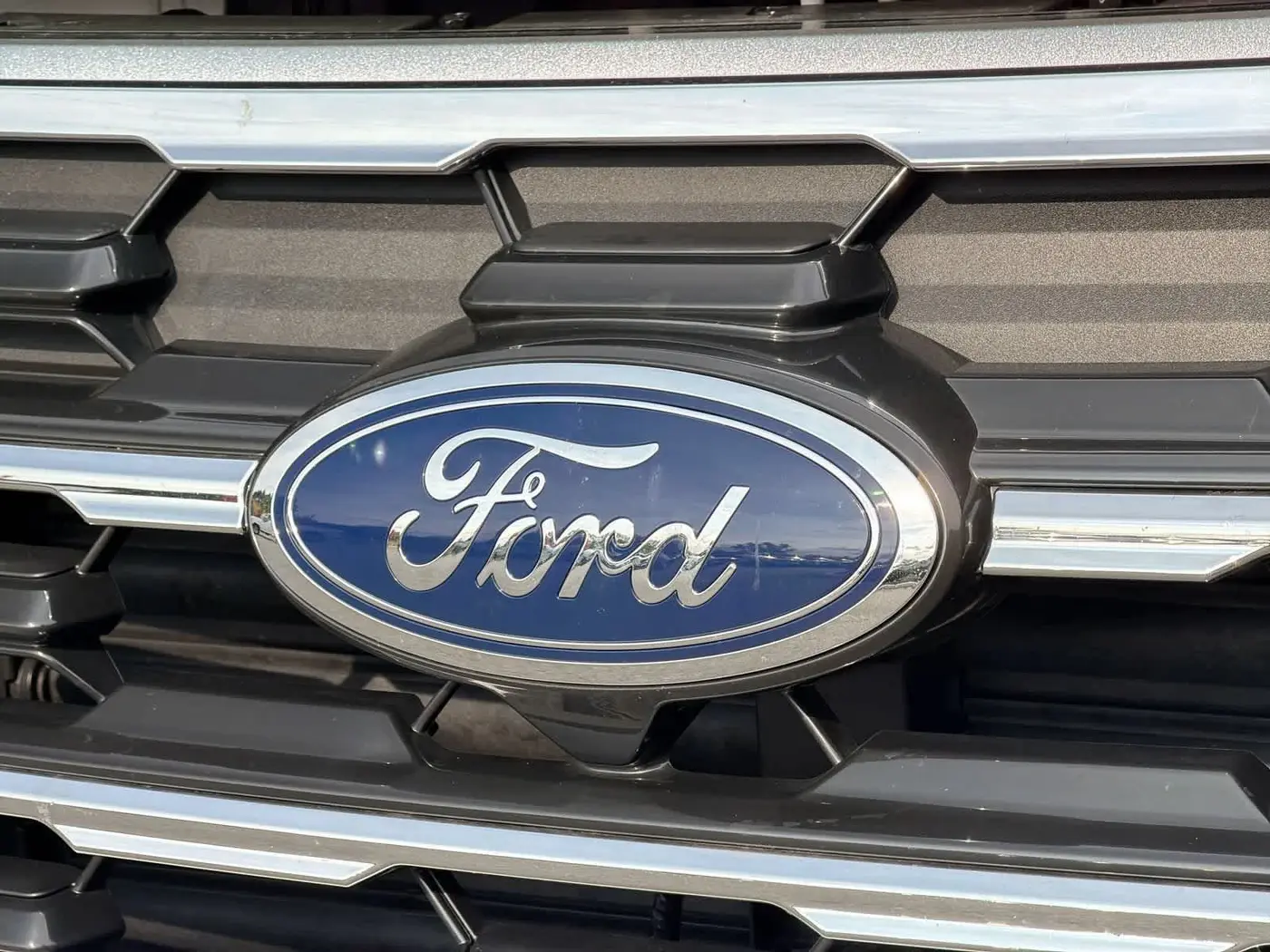 2026 Ford Explorer - $37,499