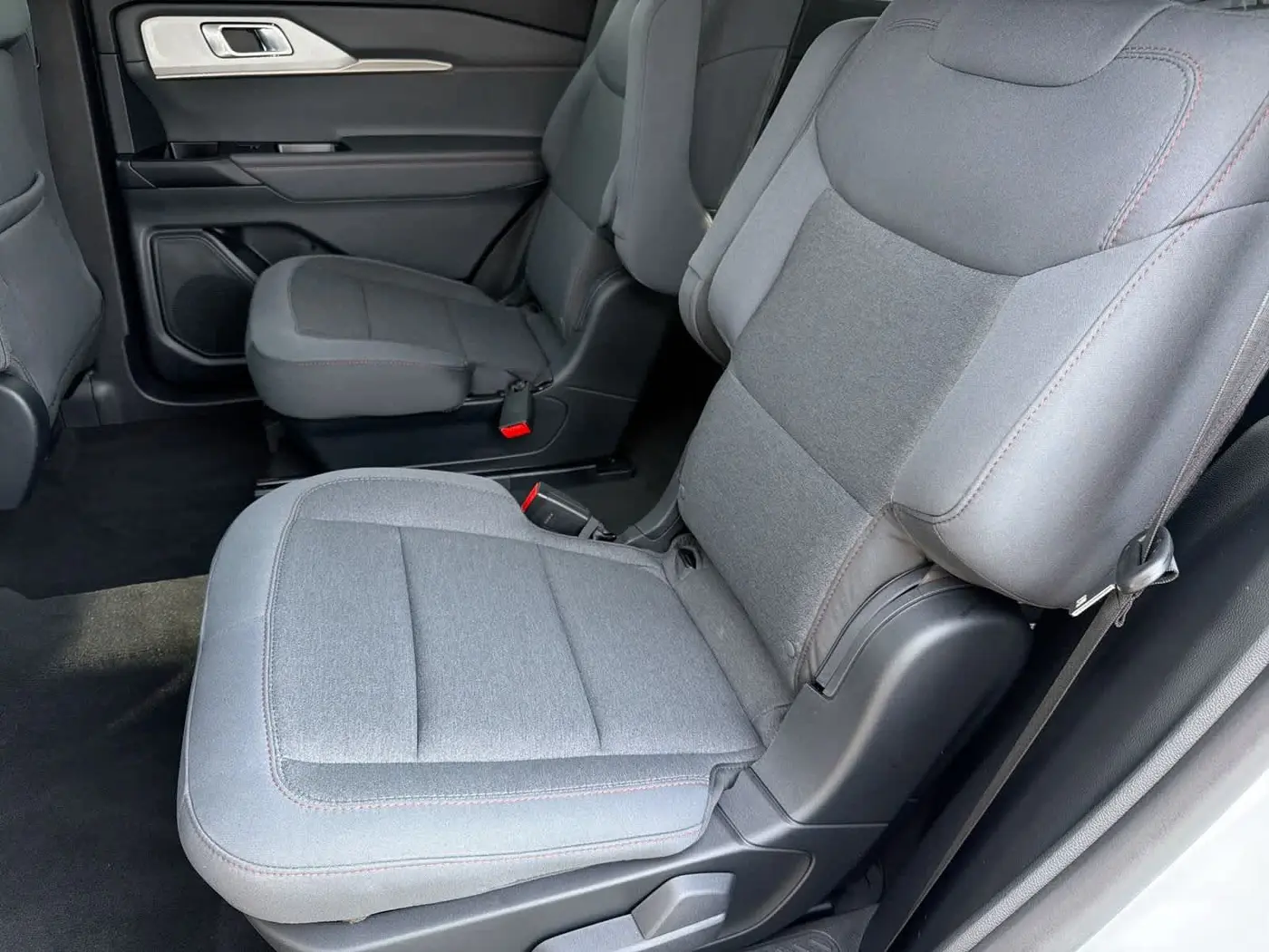 2026 Ford Explorer - $37,499