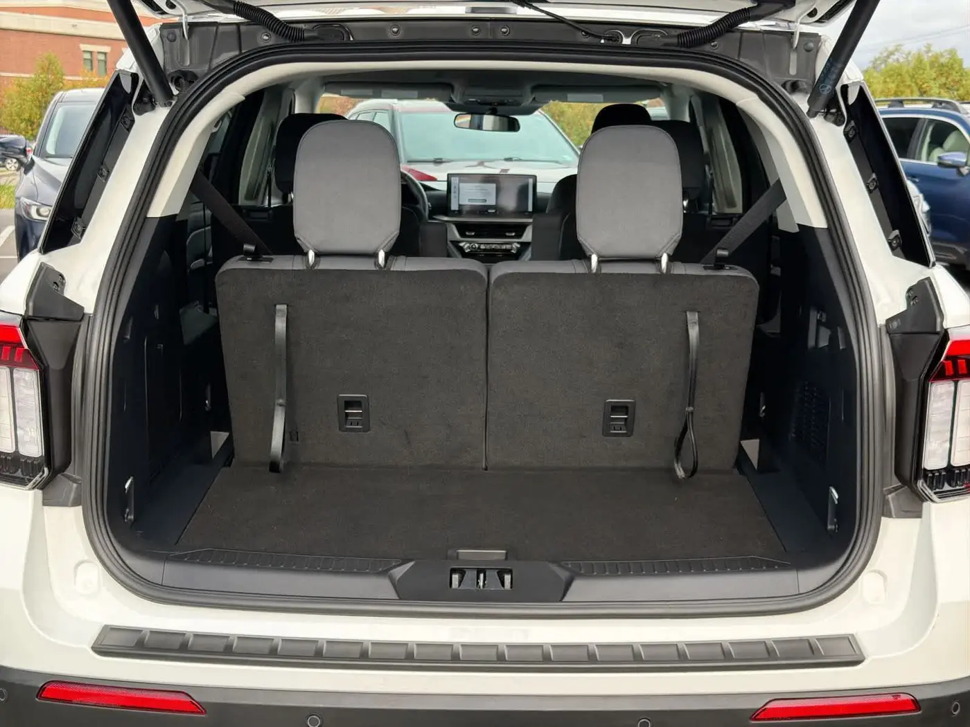 2026 Ford Explorer - $37,499